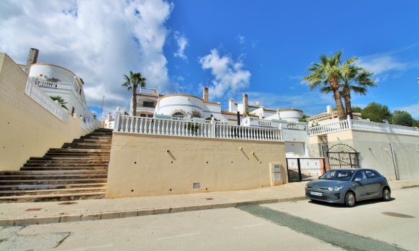 Gensalg - Villa -
Villamartín - Los Dolses