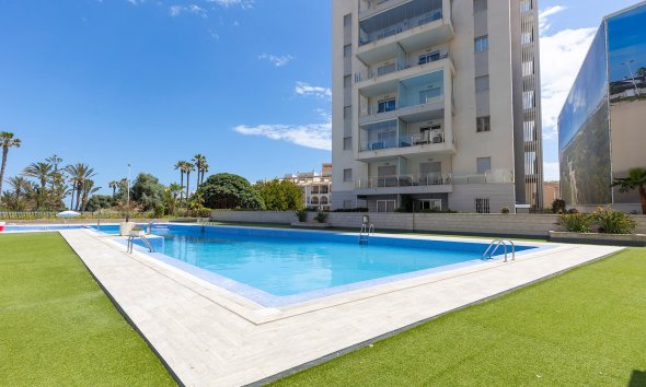 Gensalg - Lejlighed -
La Mata - Playa
