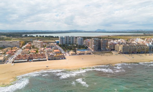Gensalg - Lejlighed -
La Mata - Playa