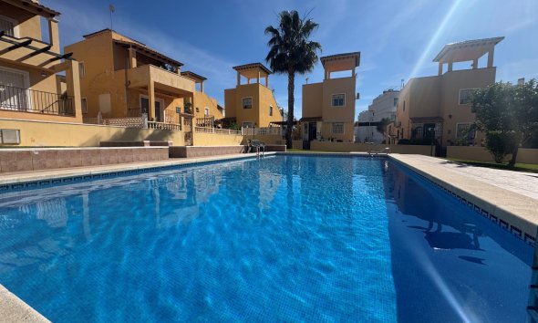 Gensalg - Villa -
Villamartín - Lomas del Golf