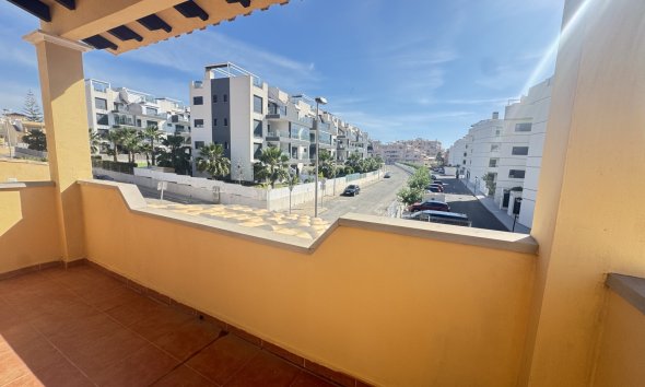 Gensalg - Villa -
Villamartín - Lomas del Golf