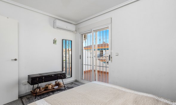 Resale - Townhouse -
Orihuela Costa