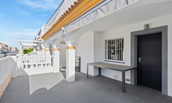 Resale - Townhouse -
Orihuela Costa