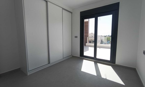 Nybyggeri - Villa -
Daya Nueva