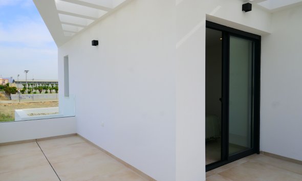 Nybyggeri - Villa -
Dolores