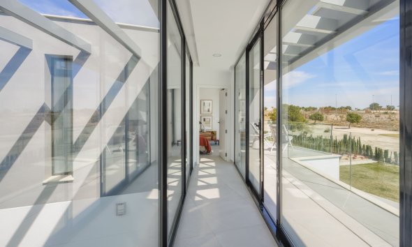 Obra nueva - Villa -
Murcia