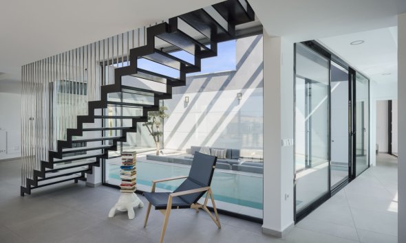 Obra nueva - Villa -
Murcia