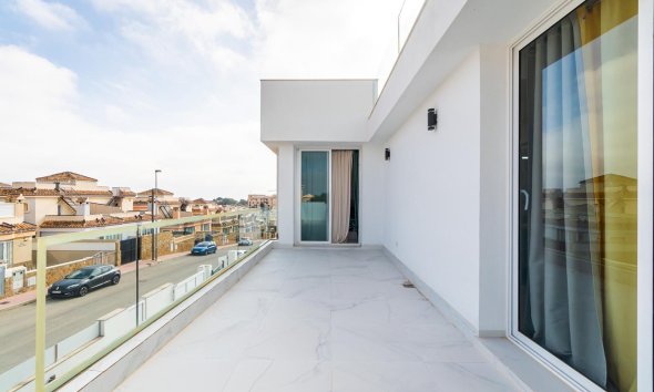 Nybyggeri - Villa -
Orihuela Costa