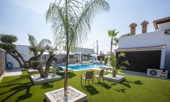 Obra nueva - Villa -
Jerónimo y Avileses