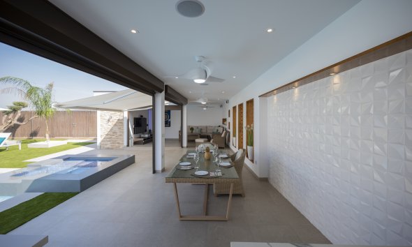 Obra nueva - Villa -
Jerónimo y Avileses