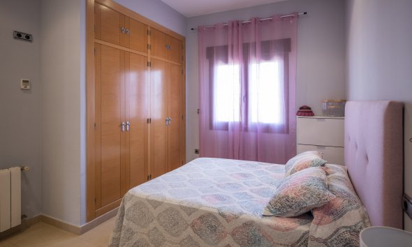 Obra nueva - Villa -
Jerónimo y Avileses