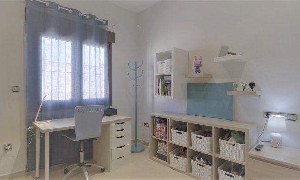 Obra nueva - Villa -
Jerónimo y Avileses