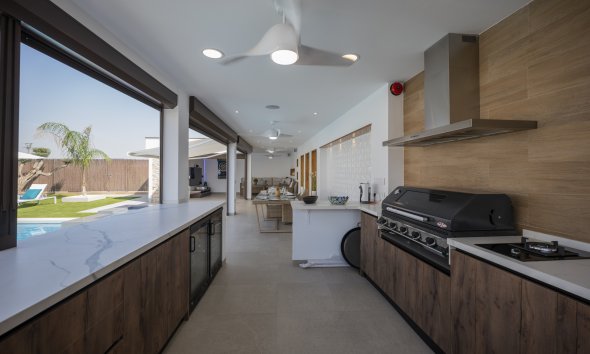 Obra nueva - Villa -
Jerónimo y Avileses