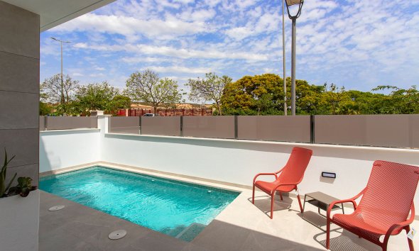 Obra nueva - Adosado -
Sucina