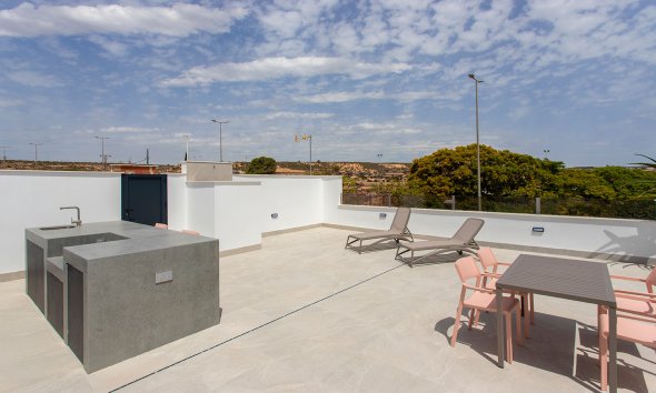 Obra nueva - Adosado -
Sucina