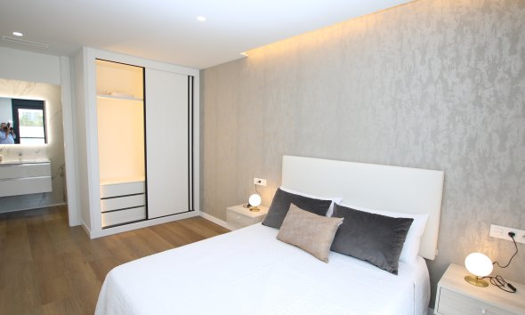 Obra nueva - Villa -
Pilar de la Horadada