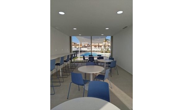 Obra nueva - Apartamento -
Cabo Roig