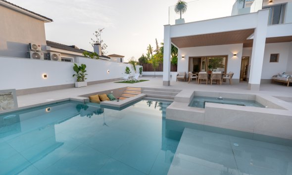Nybyggeri - Villa -
Orihuela Costa