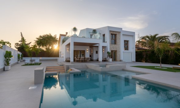 Nybyggeri - Villa -
Orihuela Costa