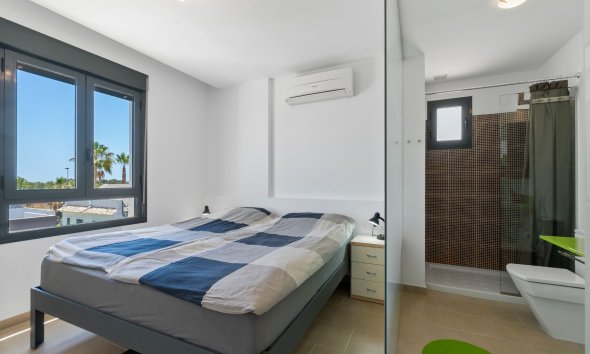 Resale - Apartment -
Orihuela Costa - Villamartín