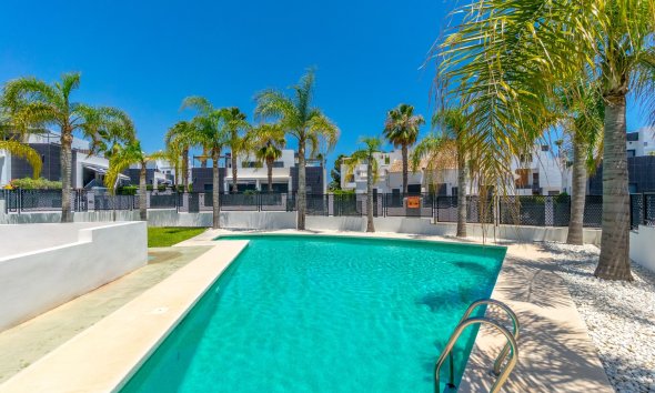 Resale - Apartment -
Orihuela Costa - Villamartín