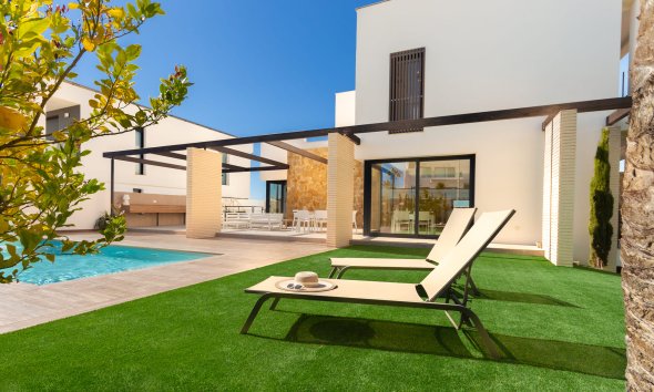 Nybyggeri - Villa -
Orihuela Costa
