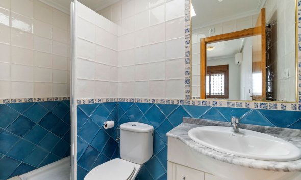 Resale - Townhouse -
San Miguel de Salinas