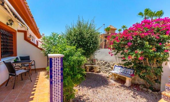 Resale - Townhouse -
San Miguel de Salinas