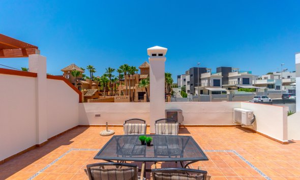 Resale - Townhouse -
San Miguel de Salinas