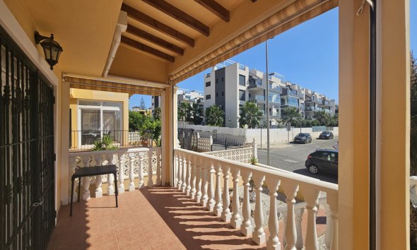 Gensalg - Villa -
Villamartín - Lomas del Golf