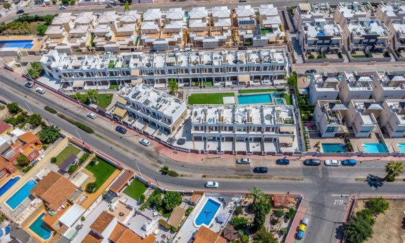 Resale - Townhouse -
Torrevieja
