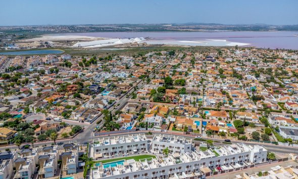 Resale - Townhouse -
Torrevieja