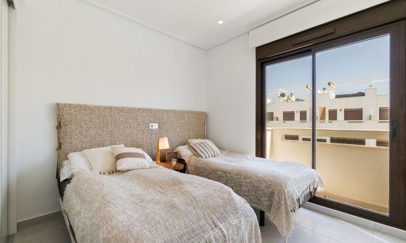Resale - Townhouse -
Torrevieja