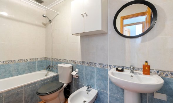 Resale - Apartment -
Orihuela Costa