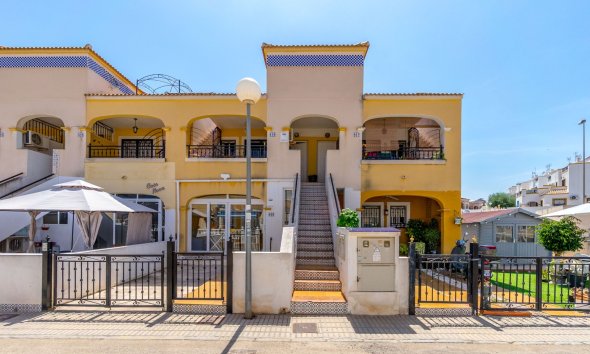Resale - Apartment -
Orihuela Costa