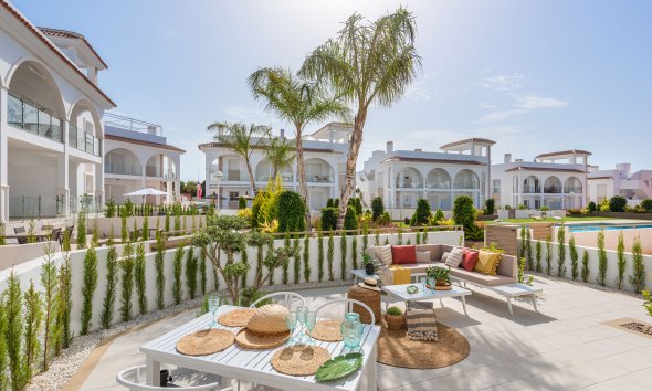 Obra nueva - Adosado -
Rojales