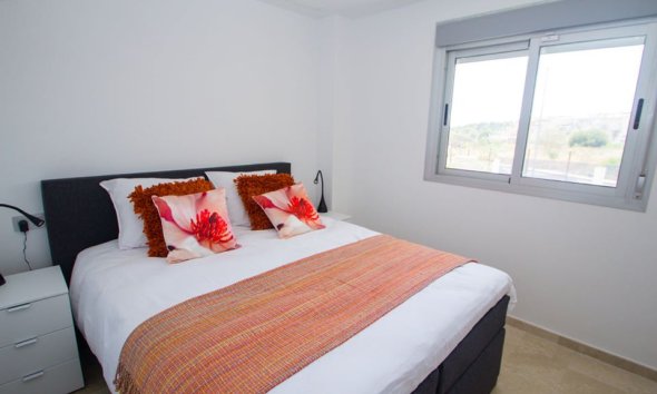 New Build - Apartment -
Res. Las Filipinas