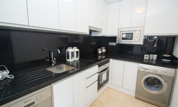 New Build - Apartment -
Res. Las Filipinas