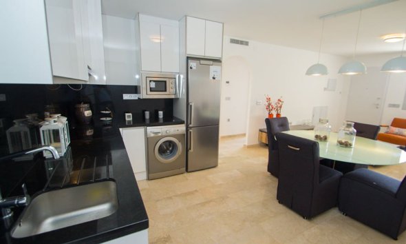 New Build - Apartment -
Res. Las Filipinas