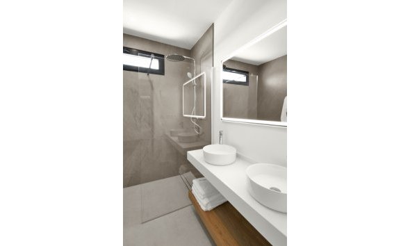 Obra nueva - Villa -
Murcia