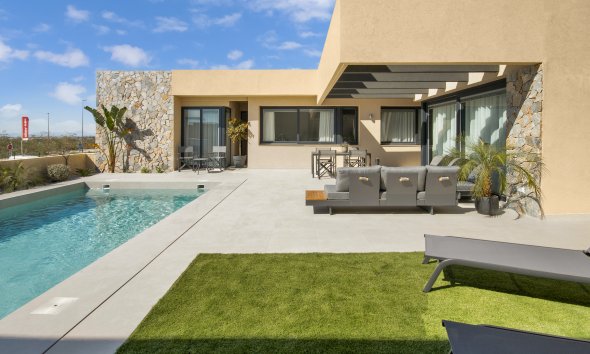 Obra nueva - Villa -
Murcia