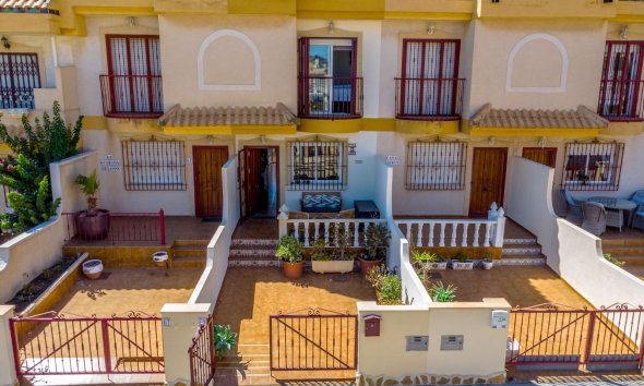 Reventa - Adosado -
Pilar de la Horadada - Torre de la Horadada