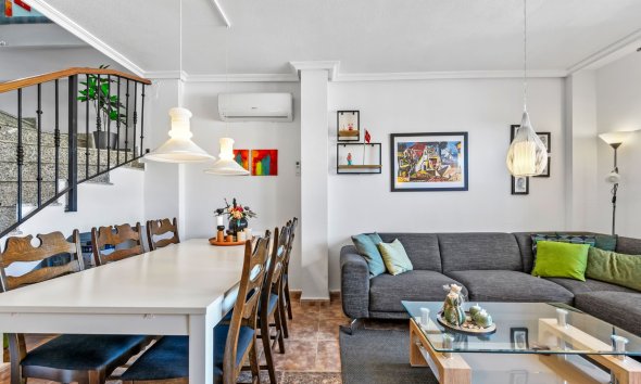 Reventa - Adosado -
Pilar de la Horadada - Torre de la Horadada