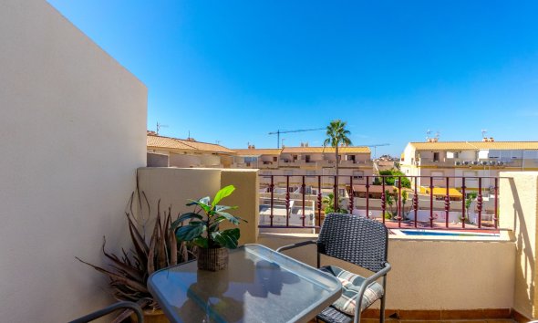 Reventa - Adosado -
Pilar de la Horadada - Torre de la Horadada