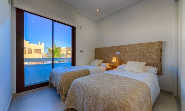 Obra nueva - Adosado -
Pilar de la Horadada