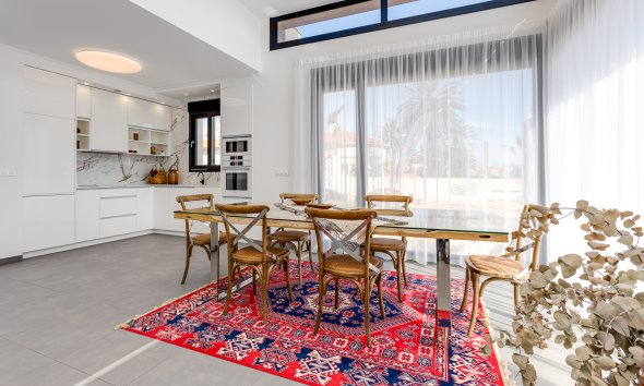 Obra nueva - Villa -
La Mata