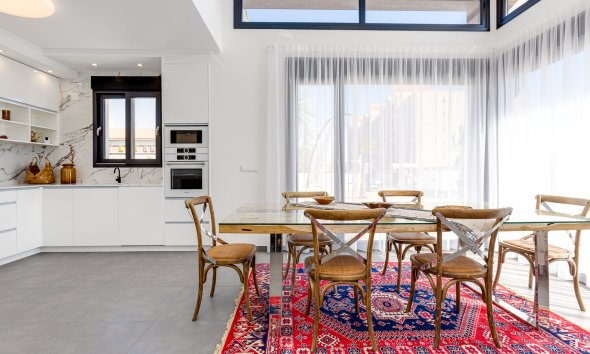 Obra nueva - Villa -
La Mata