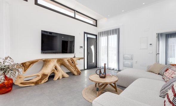 Obra nueva - Villa -
La Mata