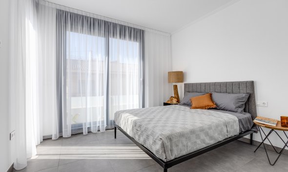 Obra nueva - Villa -
La Mata