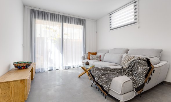 Obra nueva - Villa -
La Mata